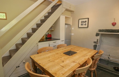 Coniston Cottage | ACORN COTTAGE, pet friendly, character holiday cottage in Coniston