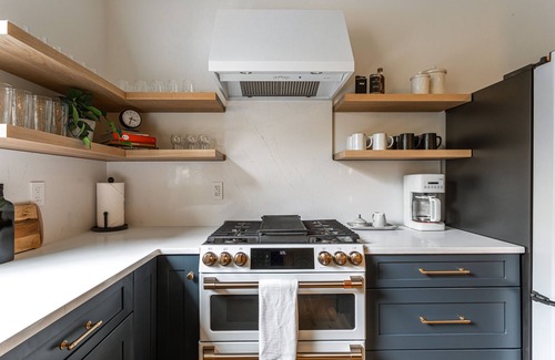 Olivebridge House | Acorn Hill - Game-room + Fireplace + Firepit + BBQ