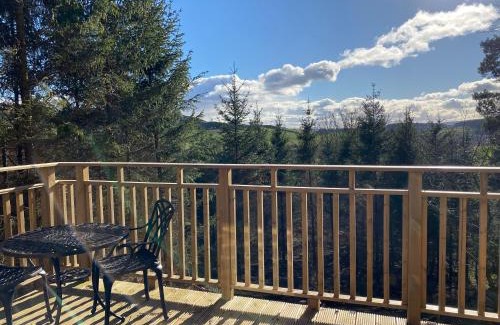 Cupar Apartment | Acorn Lodge with Hot Tub