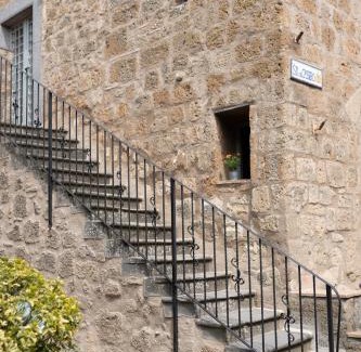 Civita di Bagnoregio House | Acqua di Civita Beauty & Rooms