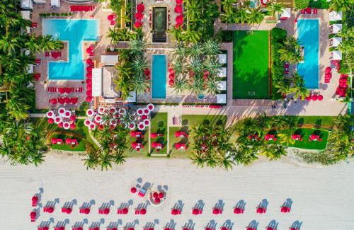 Sunny Isles Beach Resort | Acqualina Resort and Residences