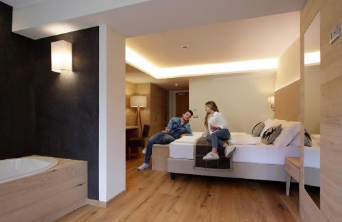 Mezzana Hotel | Active Hotel Monte Giner