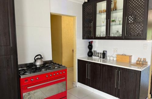 Springs Bed & Breakfast | Ada-Zuri Guest House