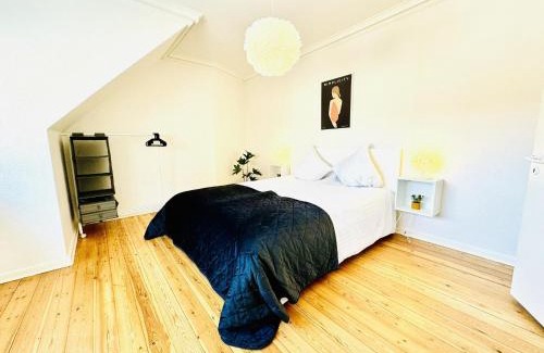 Randers Apartment | aday - 1 bedroom balcony apartment on the pedestrian street in Randers