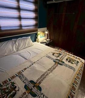 Samoeng House | Addict House A Homely Space in the Old Town with an Art Studio