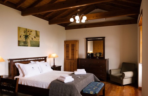 Sao Roque do Pico House | Adega do Mistério - Adegas do Pico