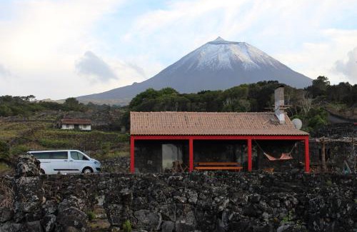 Sao Roque do Pico Ski Chalet | Adega Fraga