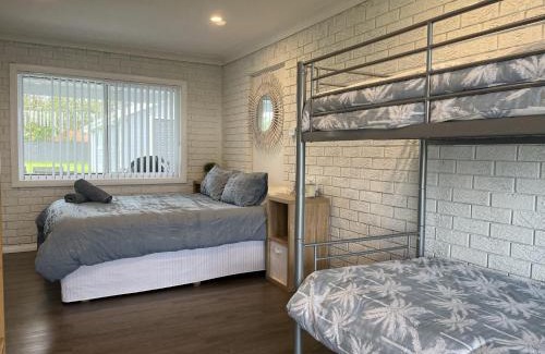 Greenwell Point House | ADEL86 - Twin Rivers