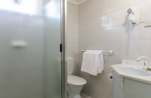 Kent Town Hotel | Adelaide Royal Coach