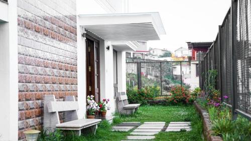 Kodaikanal Villa | Adhithya Holidays