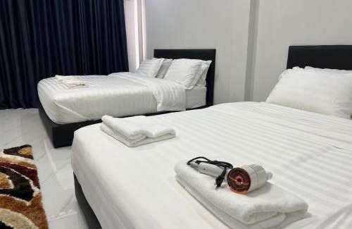 Sadao House | ADNA Family Room near Dannok 1 Mins to Lotus Sadao