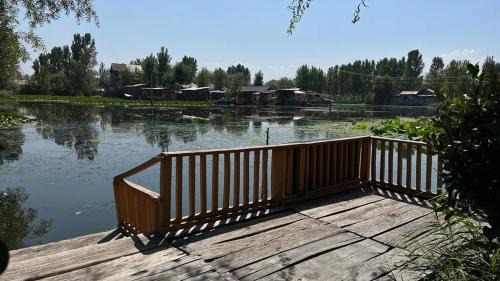 Srinagar Apartment | Adnan home stay