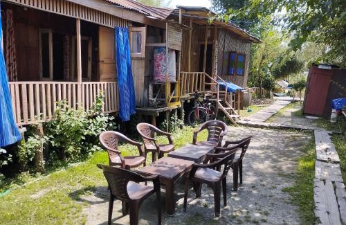 Dal Lake House | Adnan home stay