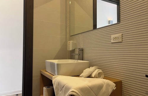 Maho Hotel | Adonis Cupecoy