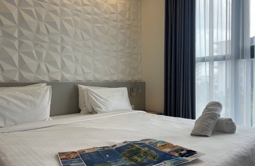 Maho Hotel | Adonis Cupecoy