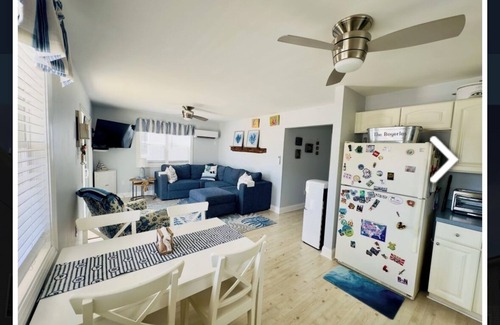 Townsend's Inlet Condo | Adorable 1st floor, 3-bedroom condo with great porch 5 mins from the beach