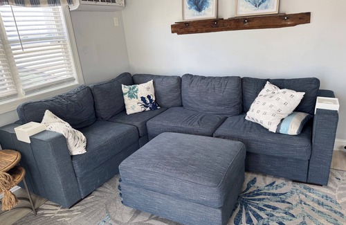 Townsend's Inlet Condo | Adorable 1st floor, 3-bedroom condo with great porch 5 mins from the beach