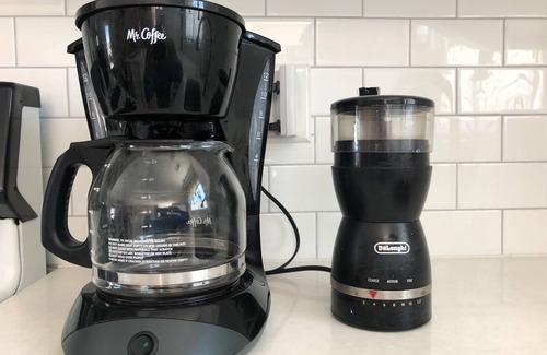 Ship Bottom Condo | Adorable 2BR Condo on Long Beach Island LBI in Ship Bottom. Beach Block!