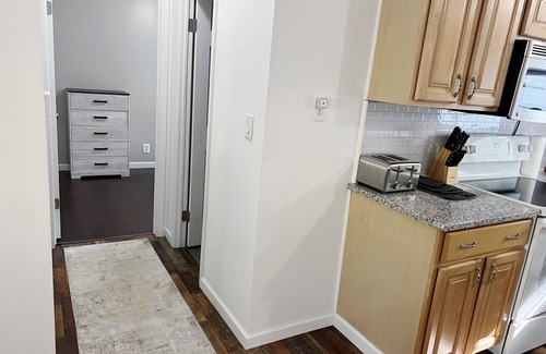 Southmont House | Adorable 3 bed+ 2 bath home @ High Rock Lake
