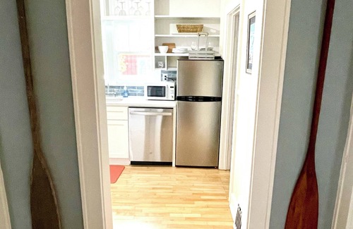 Frankfort Cottage | Adorable cottage in Frankfort, walkable to town and the beach!