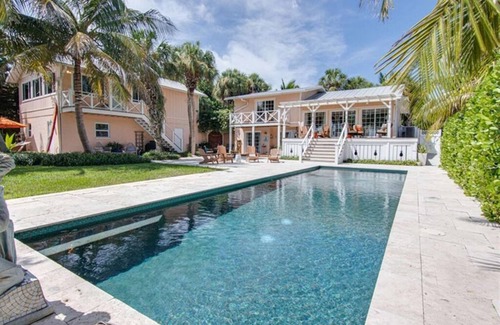 Nokomis House | Adorable Cottage On Casey Key