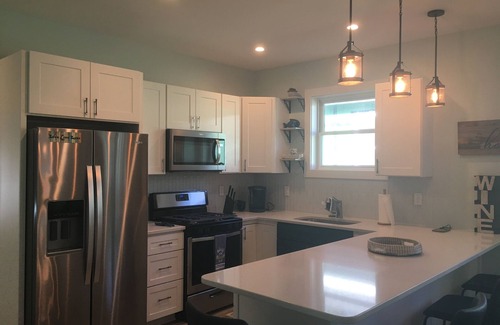 Michigan City House | Adorable cottage in the Michiana Shores area! Close to Lake Michigan and Dunes