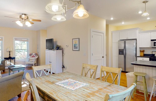 Empire House | Adorable farmhouse style home with washer/dryer, central AC, deck - near lake