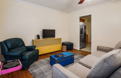 Crestline Heights House | Adorable house in quiet neighborhood outside of B'ham