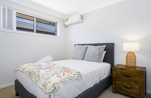 Edmondson Park House | Adorable Modern 4 Br House Parking & Convenient