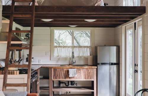 Cool Apartment | Adorable tiny home on a mini farm in Gold Country