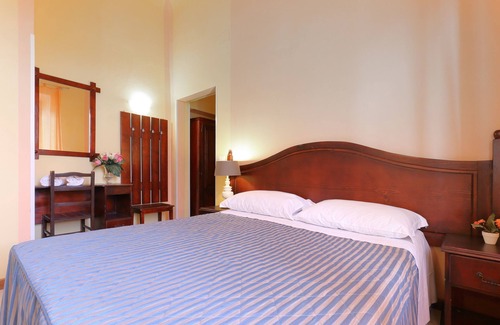San Lorenzo House | Adre Majestic View