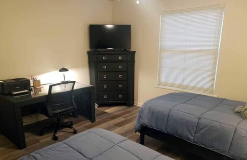 Mechanicsburg House | Adult Executive House 3B/2B Single Story w/ Garage