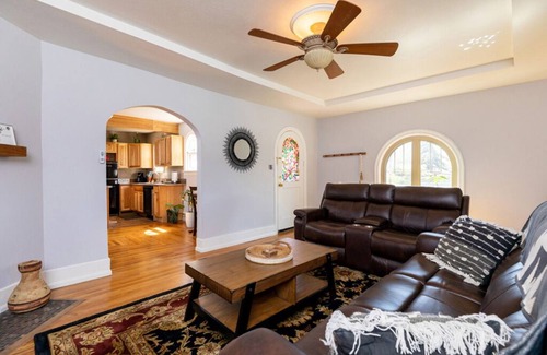 Altamont House | Adventure Basecamp- Updated Spanish Style home in Pacific Terrace neighborhood