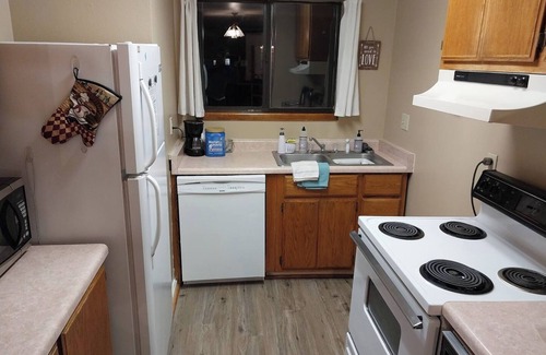 Big Water Apartment | Adventure Haven Near Lake Powell - Liberty Vacation Rental #3