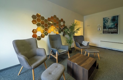 Kirkjubaejarklaustur Hotel | Adventure Hotel Geirland