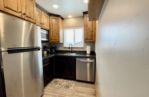 Moab South Valley House | Adventure Ready! Garage Parking Dog-Friendly Near Trails