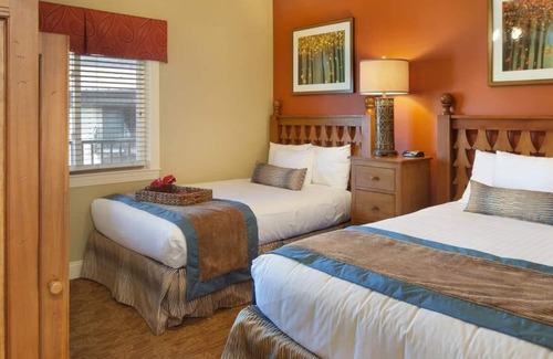 Gatlinburg Resort | Adventurous Mountain Stay-Smoky Mountain Resort-2 Bedroom