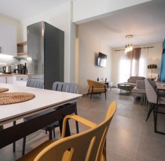 Alexandroupoli Apartment | Aegean Nest I Seaside 3 bedroom Apartment in Alexandroupolis