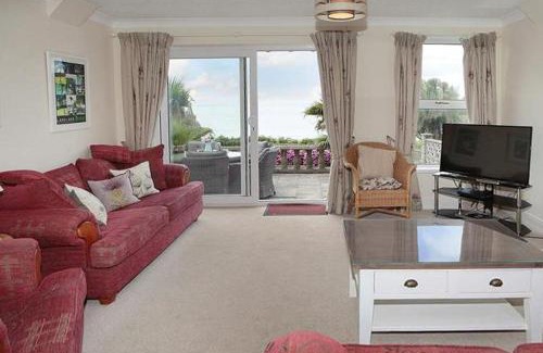 Mumbles House | Ael Y Don, Langland