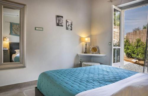 Manganos House | Aelia Cottage