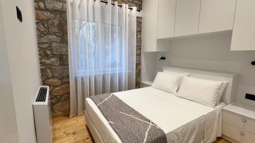 Mytilene Apartment | Aeolian apartment