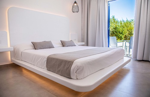 Mykonos Town Hotel | Aeolos Resort Mykonos