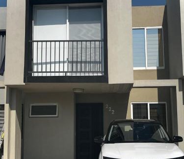 Tlajomulco de Zuniga House | Aeropuerto Casa Santa María