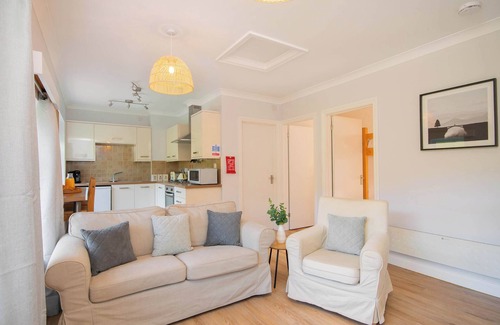 Port Talbot Apartment | Afan Forest Bike Park Lodge Sleeps 22 people