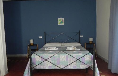 San Terenzo Monti Apartment | Affittacamere Borgo degli Artisti boutique rooms