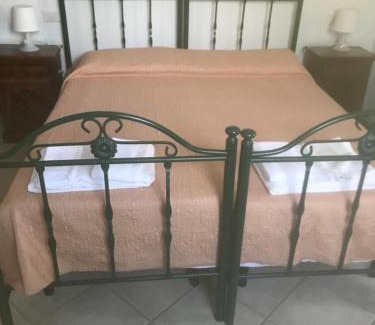 Oliena Bed & Breakfast | Affittacamere Peonia