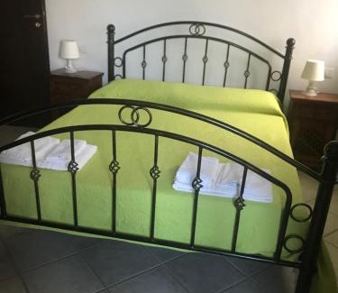 Oliena Bed & Breakfast | Affittacamere Peonia