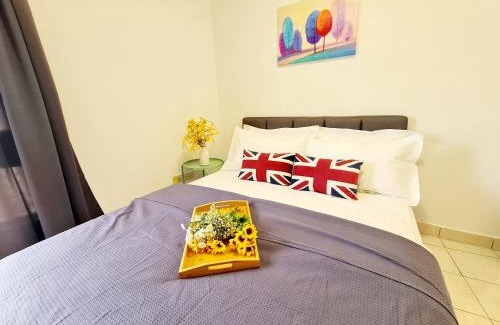 Petaling Jaya Apartment | Affordable 10 Guest SEGI Kota Damansara Tropicana Thomson Hospital Giza Mall Tropicana Mall Ikea The Curve One Utama