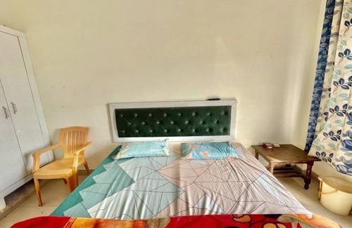 Bharatpur Hotel | Affordable and Combatable stay in the heart of city with nearby site seeing.
