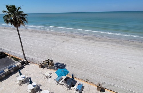 Redington Beach Condo | Affordable! Beautiful Gulf-front Condo on Quiet Beach. Distinctive Open Architec